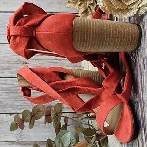 NIB CALL IT SPRING DEFURIA  ORANGE ANKLE WRAP BLOCK HEEL SANDALS
